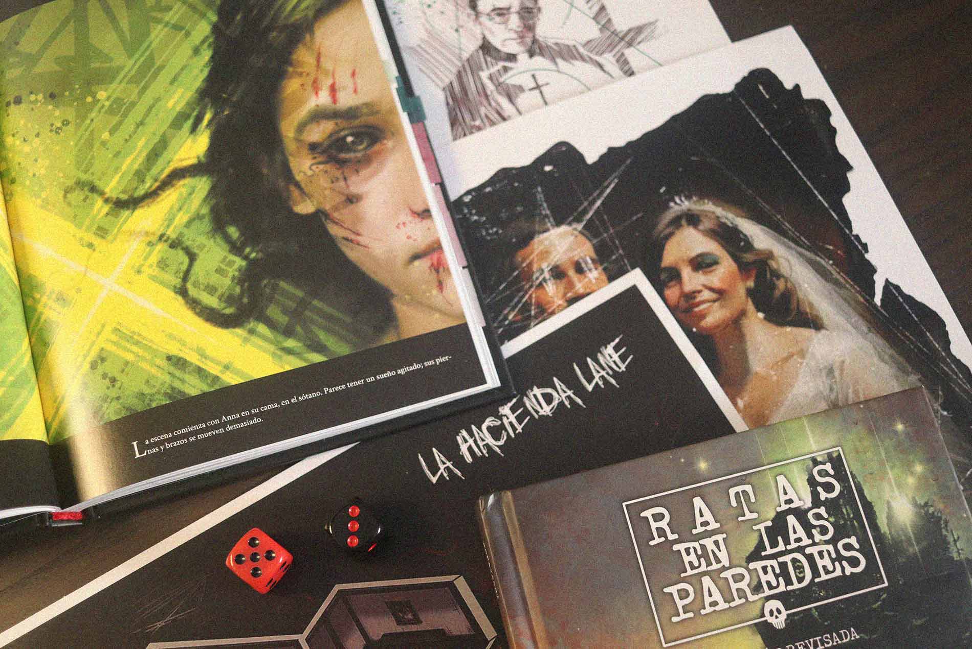 Manual de Fe abierto junto al libro Ratas en las paredes, dados de rol y material de la aventura ambientada en la Hacienda Lane.