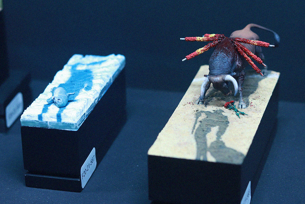 Miniaturas de criaturas fantásticas pintadas y expuestas en el concurso de pintura de Freak Wars 2026.
