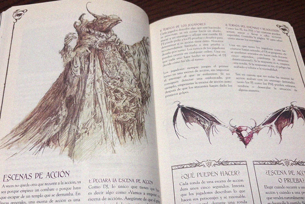 Manual de rol abierto con ilustraciones de criaturas fantásticas y reglas para las escenas de acción.